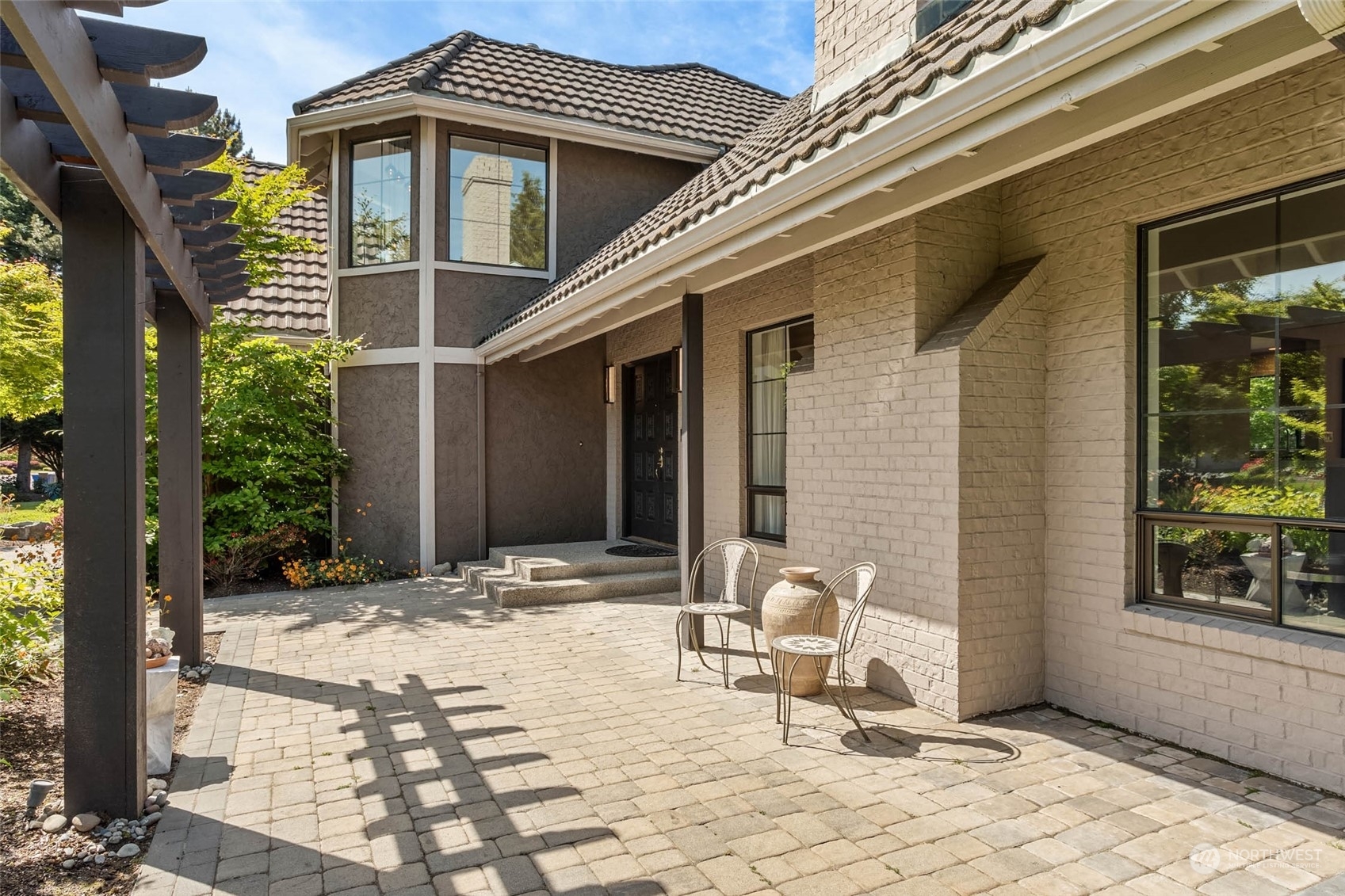 Property Photo:  4 Tulalip Key  WA 98006 