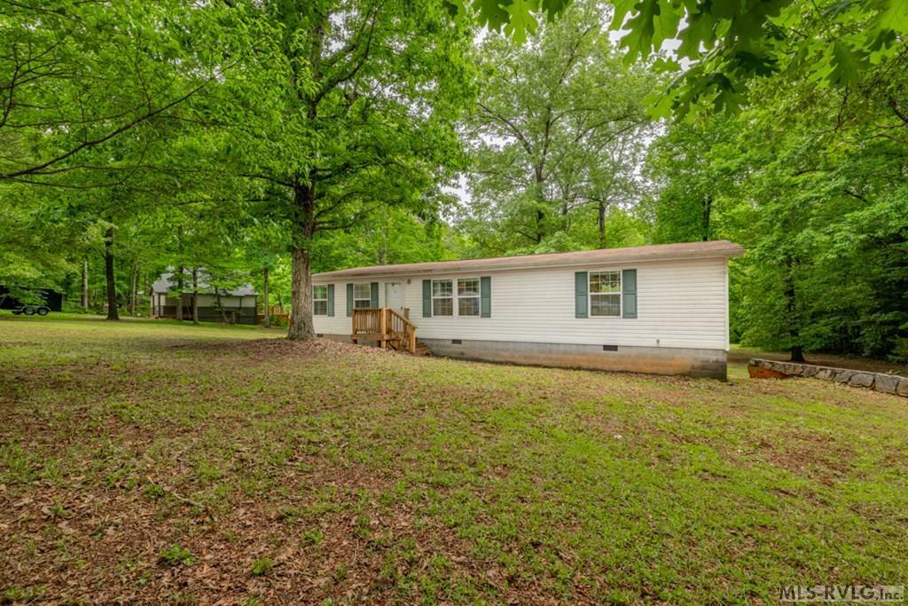 Property Photo:  432 Beechwood Dr  VA 23919 