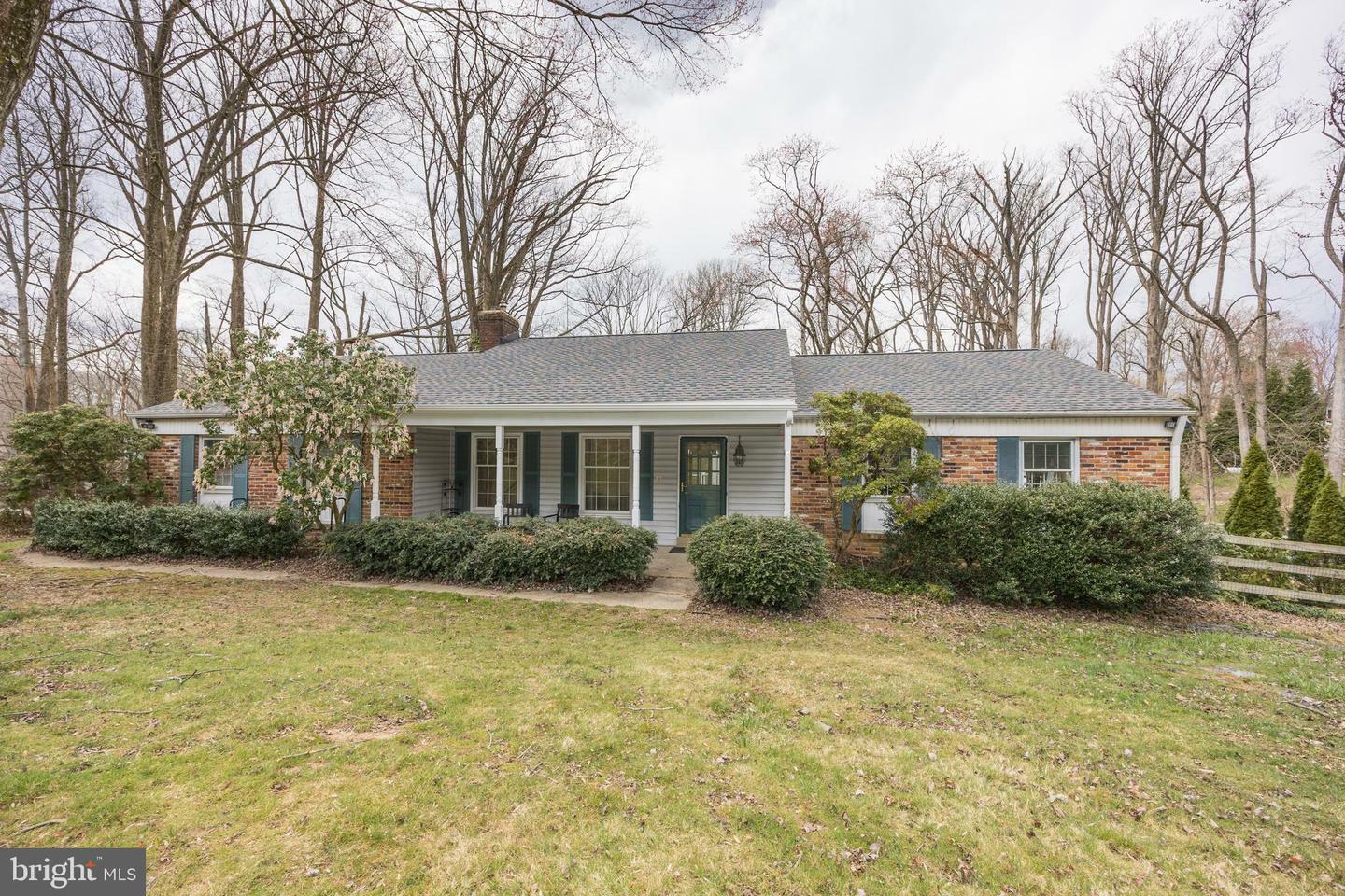Property Photo: 84 Wendy Lane PA 19342