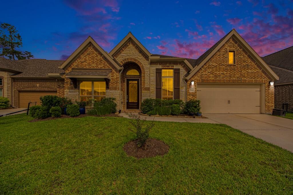 Property Photo: 27946 Madison Bend Drive TX 77386