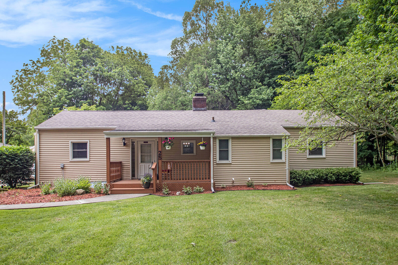 Property Photo: 25 Fort Street MI 49120