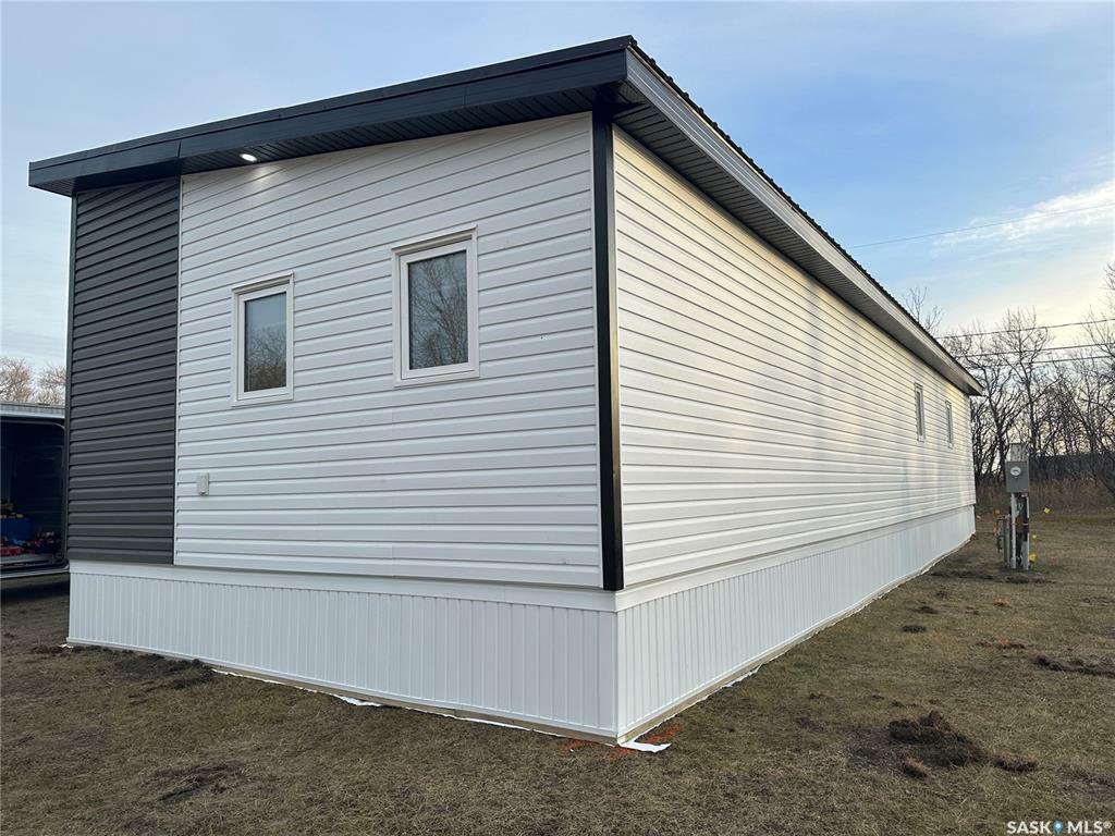 Property Photo:  8 Triland Trailer Court  SK S0K 2M0 