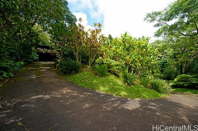 Property Photo: 4073 Round Top Drive HI 96822