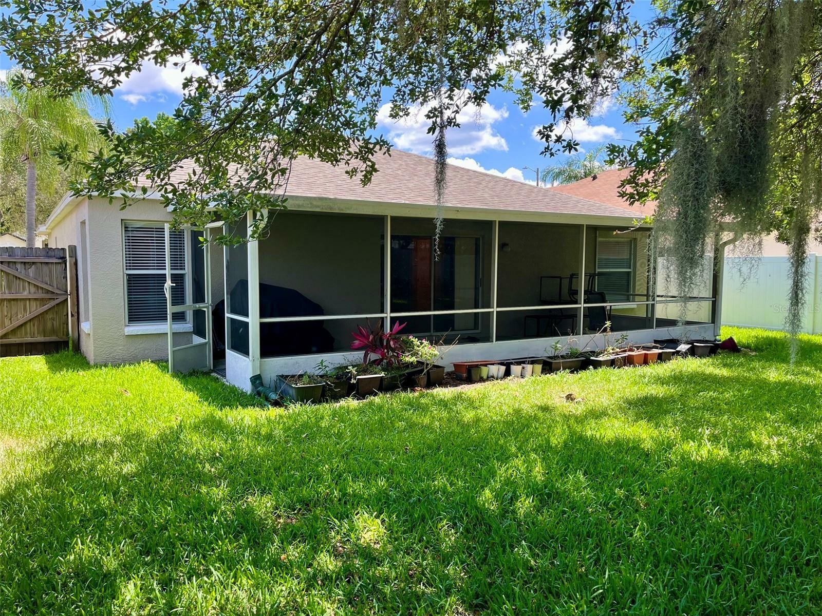 Property Photo:  1433 Firewheel Dr  FL 33543 