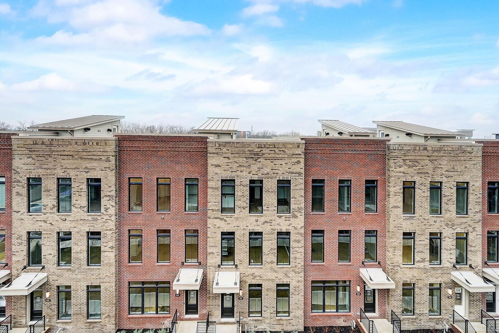 Property Photo:  516 Riverfront Lane  OH 43201 