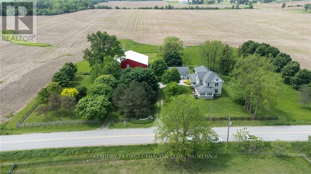 Photo de la propriété:  24885 Poplar Hill Road  ON N0M 1P0 