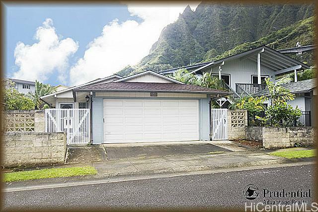 45-472 Hiipoi Street  Kaneohe HI 96744 photo