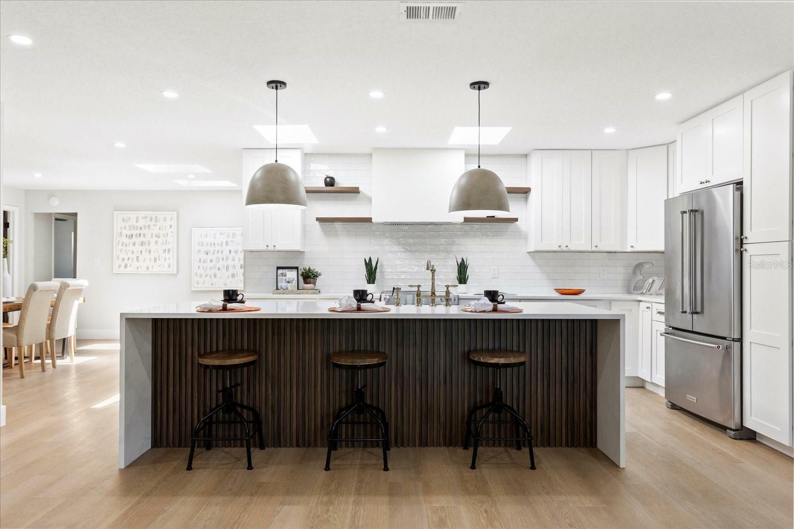 Property Photo: 7112 Ivy Court FL 32792