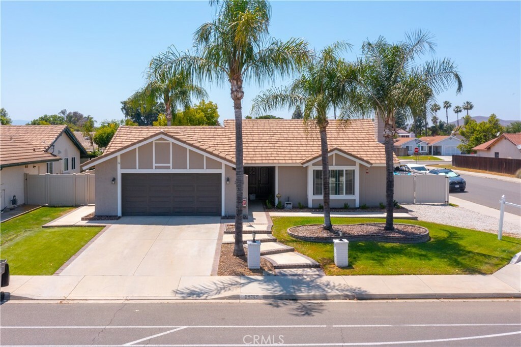 Property Photo:  29775 Avenida De Cortez  CA 92586 