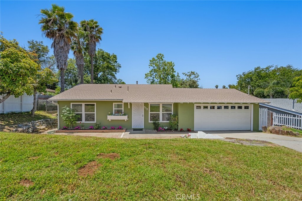 Property Photo:  517 Potter Street  CA 92028 