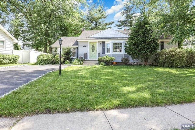 Property Photo:  533 Ridgewood Road  NJ 07676 