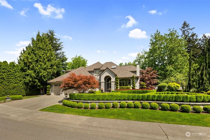 Property Photo:  2314 259th Place SE  WA 98075 