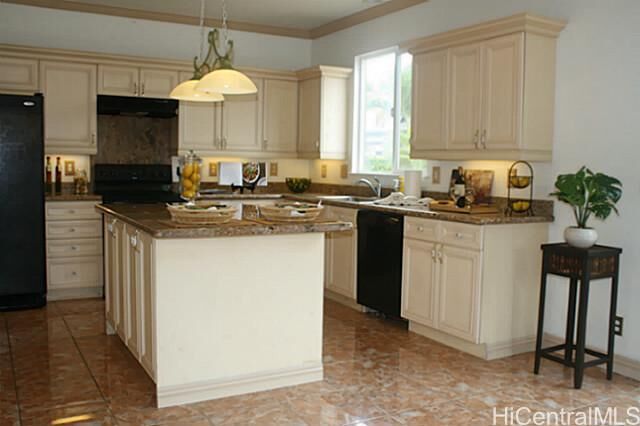 Property Photo: 91-1422 Halahinano Street HI 96707