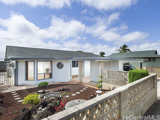 Property Photo:  1611 Kalauipo Street  HI 96782 