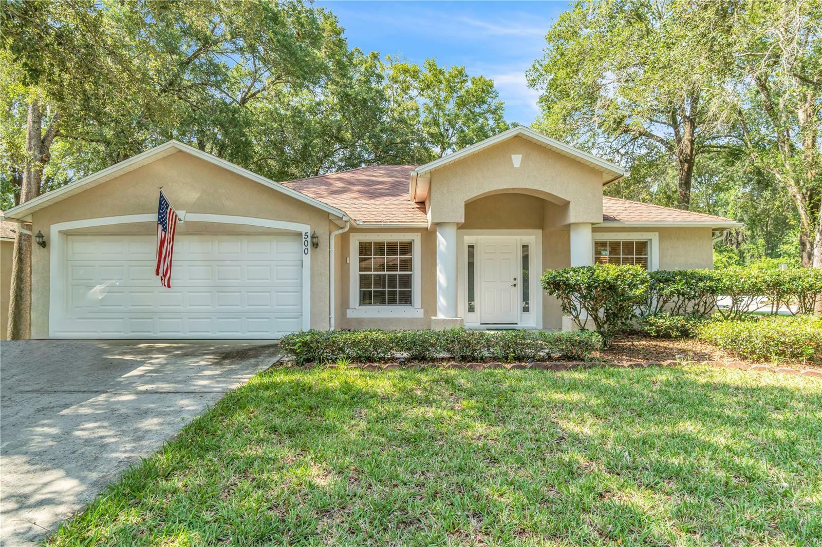 Property Photo:  500 Cypress Oak Circle  FL 32720 