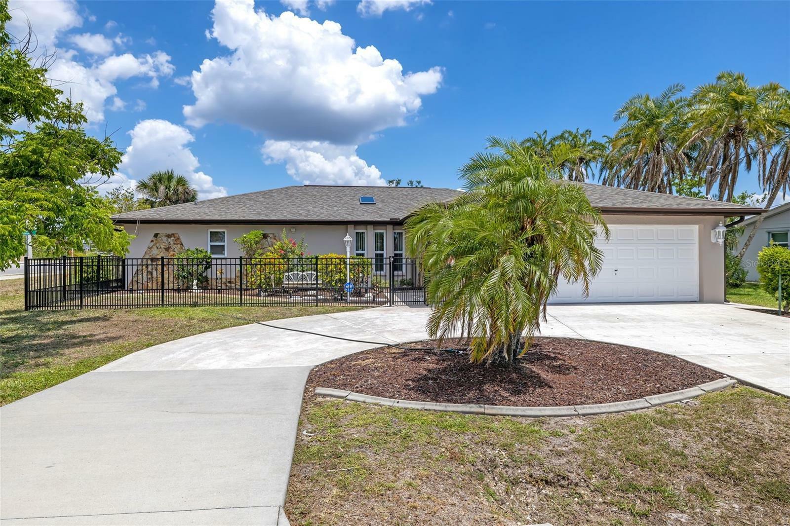 Property Photo:  2132 Abscott Street  FL 33952 