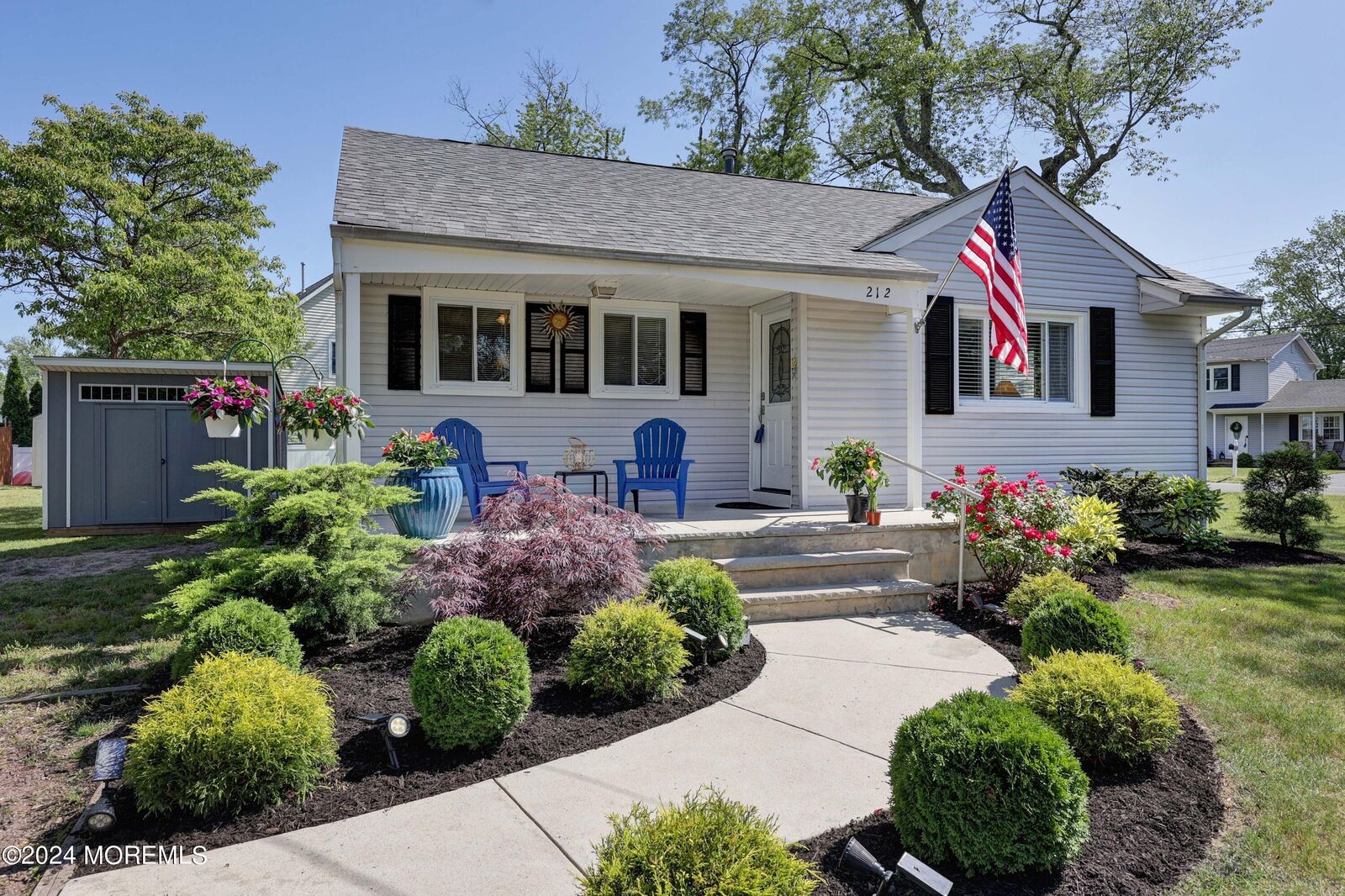 Property Photo:  212 Chatham Lane  NJ 08742 