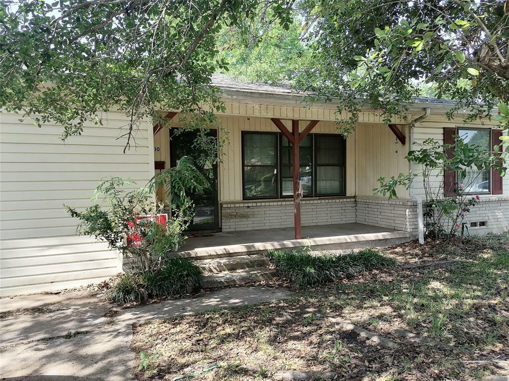 Property Photo:  3710 Briscoe Street  TX 75401 