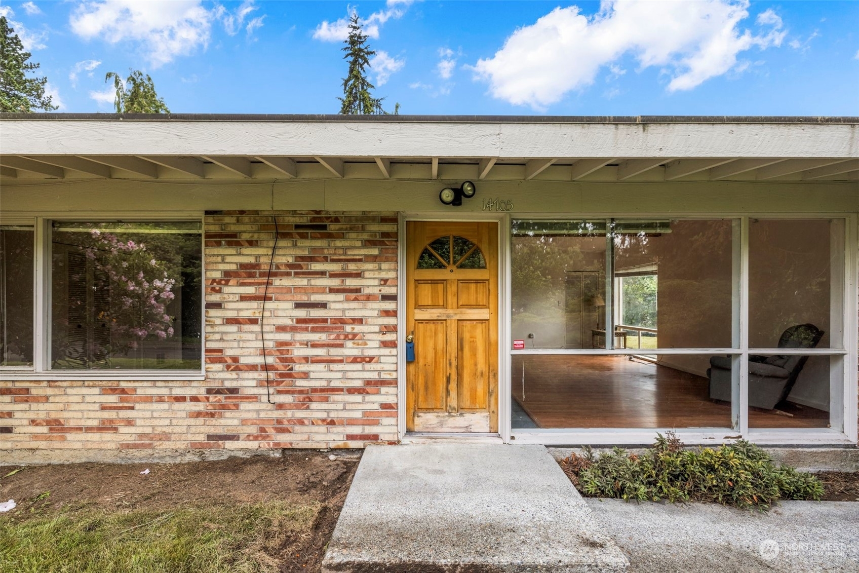 Property Photo:  14705 SE 37th Street  WA 98006 