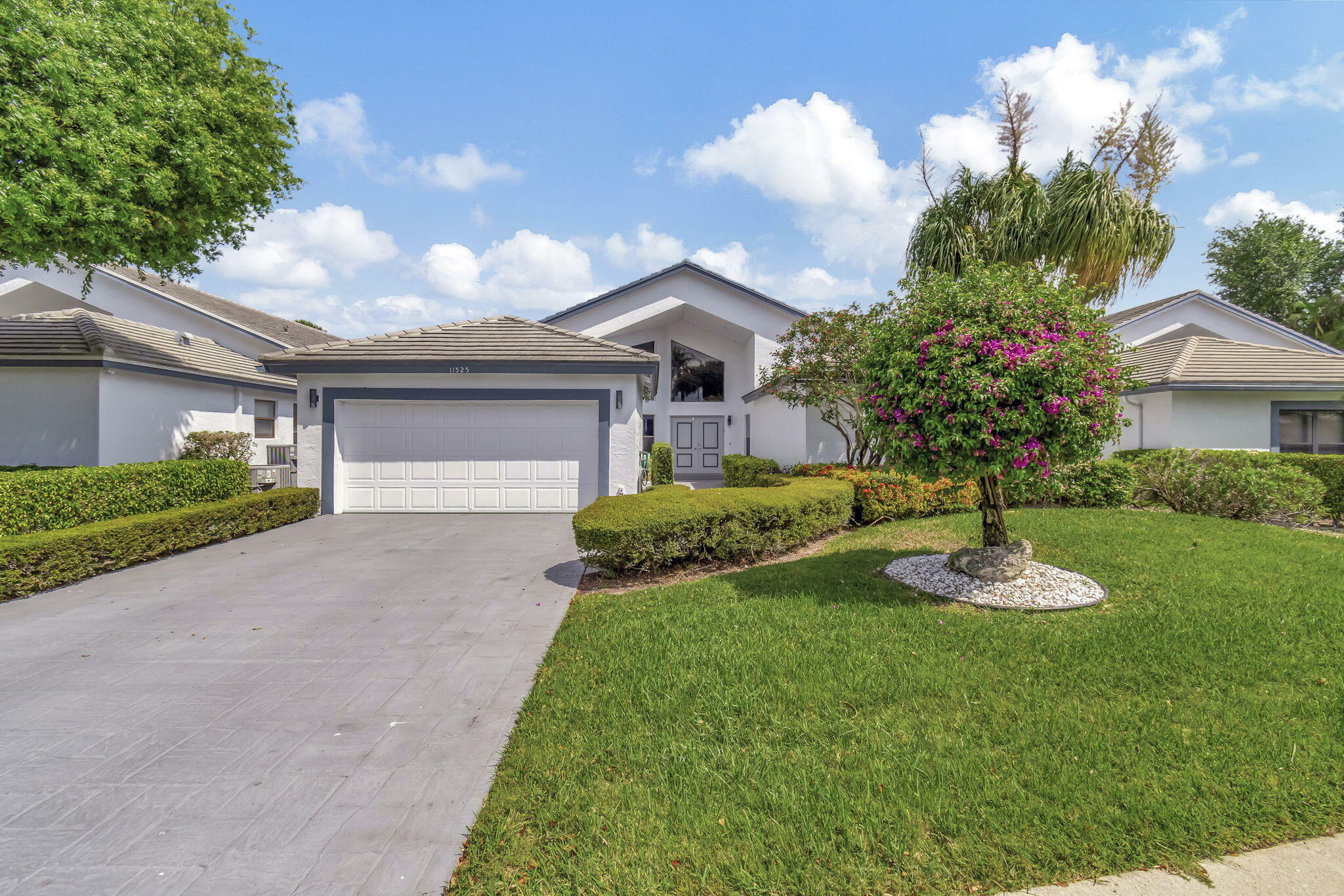 Property Photo:  11525 Victoria Drive  FL 33437 