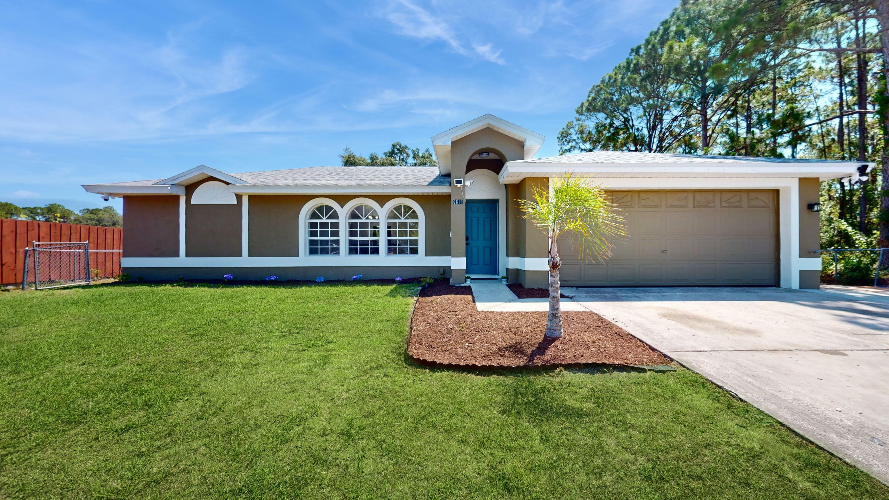 Property Photo:  2611 Quincy Avenue SE  FL 32909 