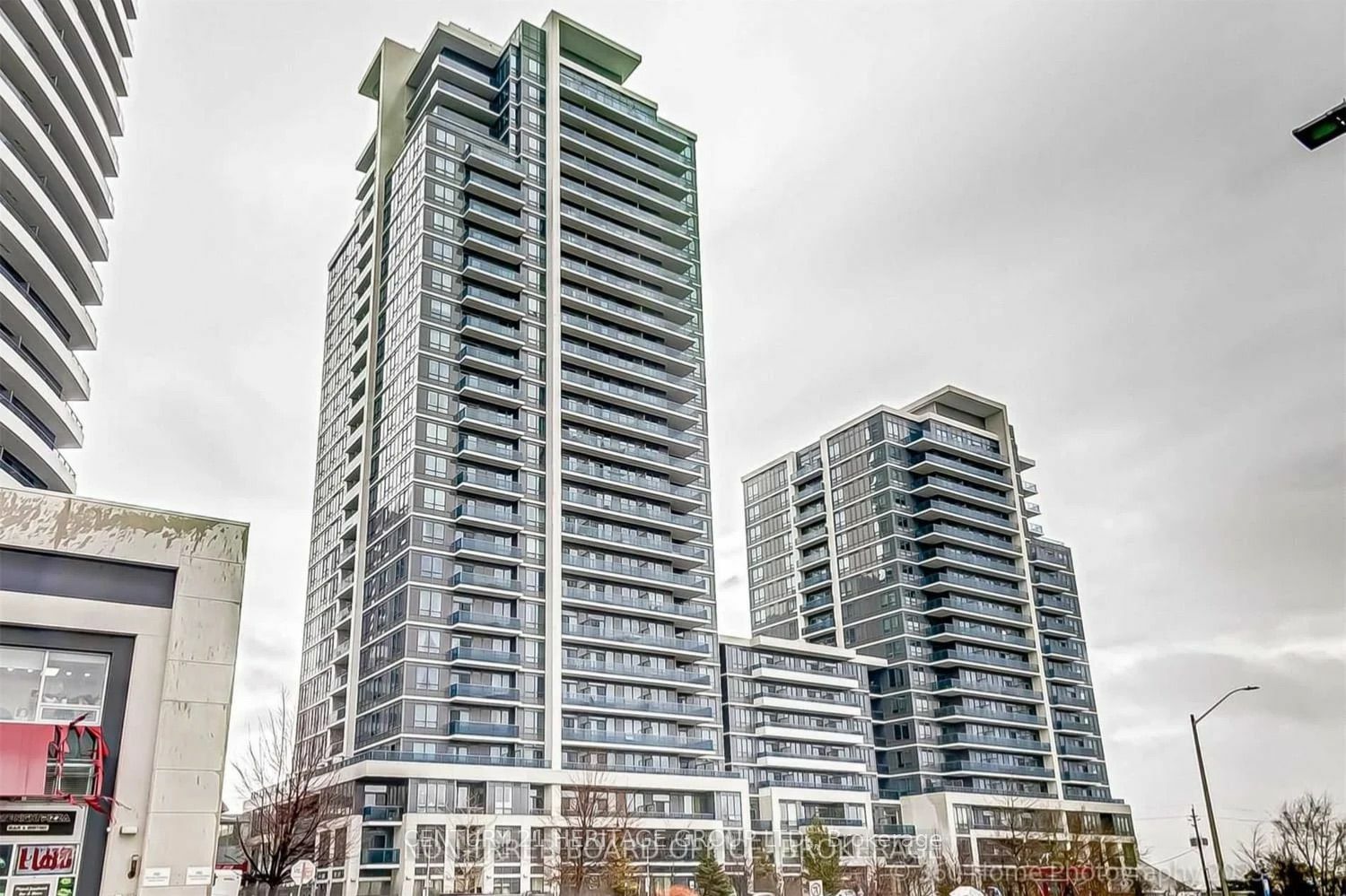 7165 Yonge St 1711  Markham ON L3T 0C9 photo