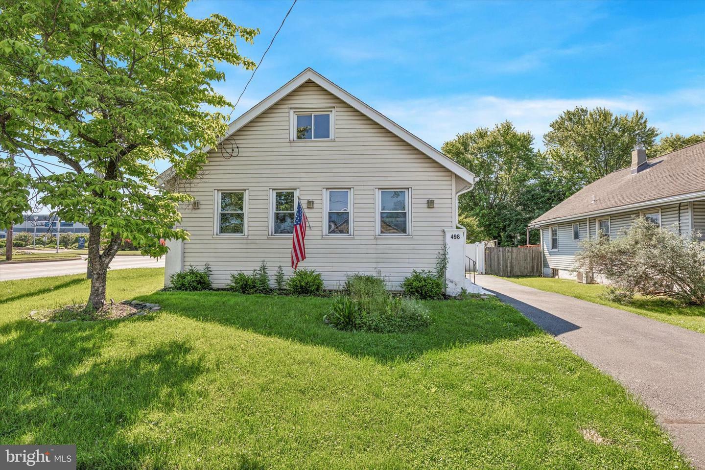 Property Photo: 498 Lincoln Avenue PA 19040
