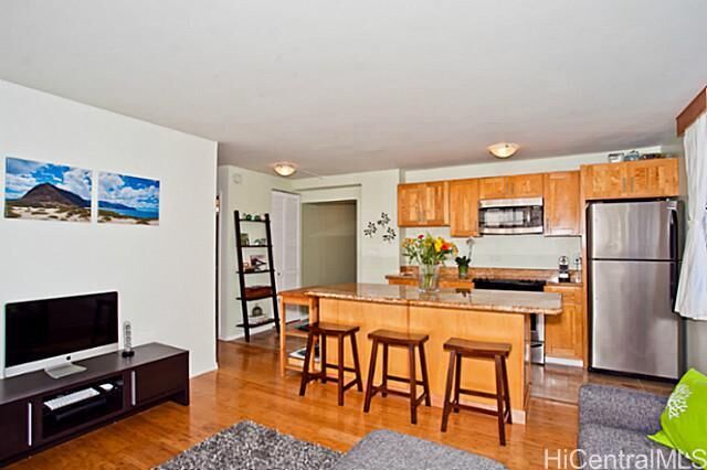 Property Photo: 2345 Ala Wai Boulevard 1702 HI 96815