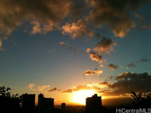 217 Prospect Street B-8  Honolulu HI 96813 photo