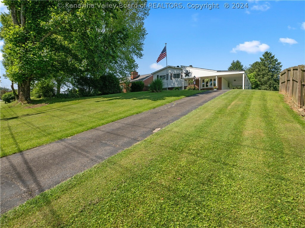 Property Photo: 252 S Pinch Road WV 25071