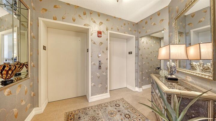 Property Photo: 409 N Point Road 501 FL 34229