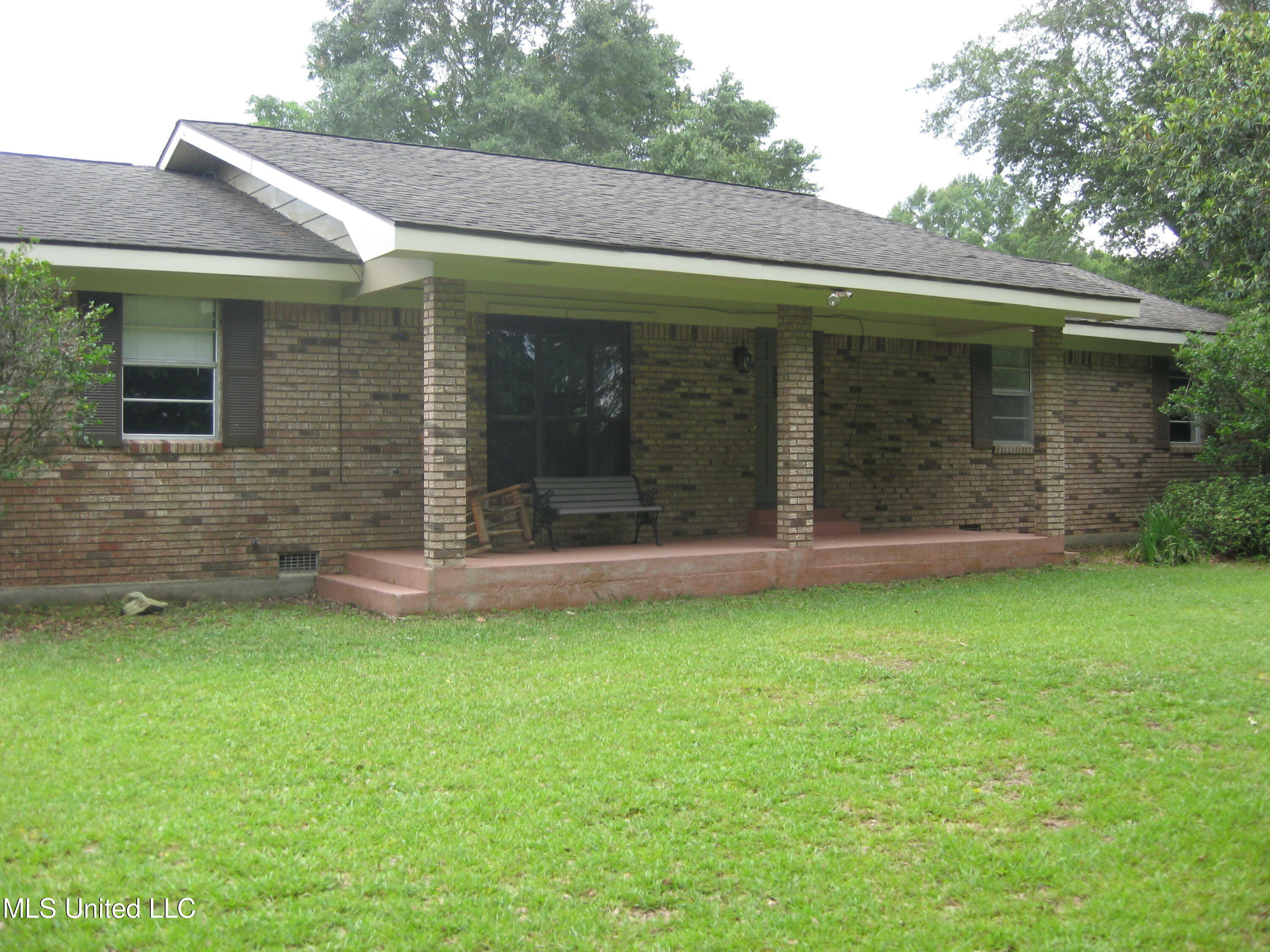 Property Photo:  16043 Mesa Drive  MS 39503 