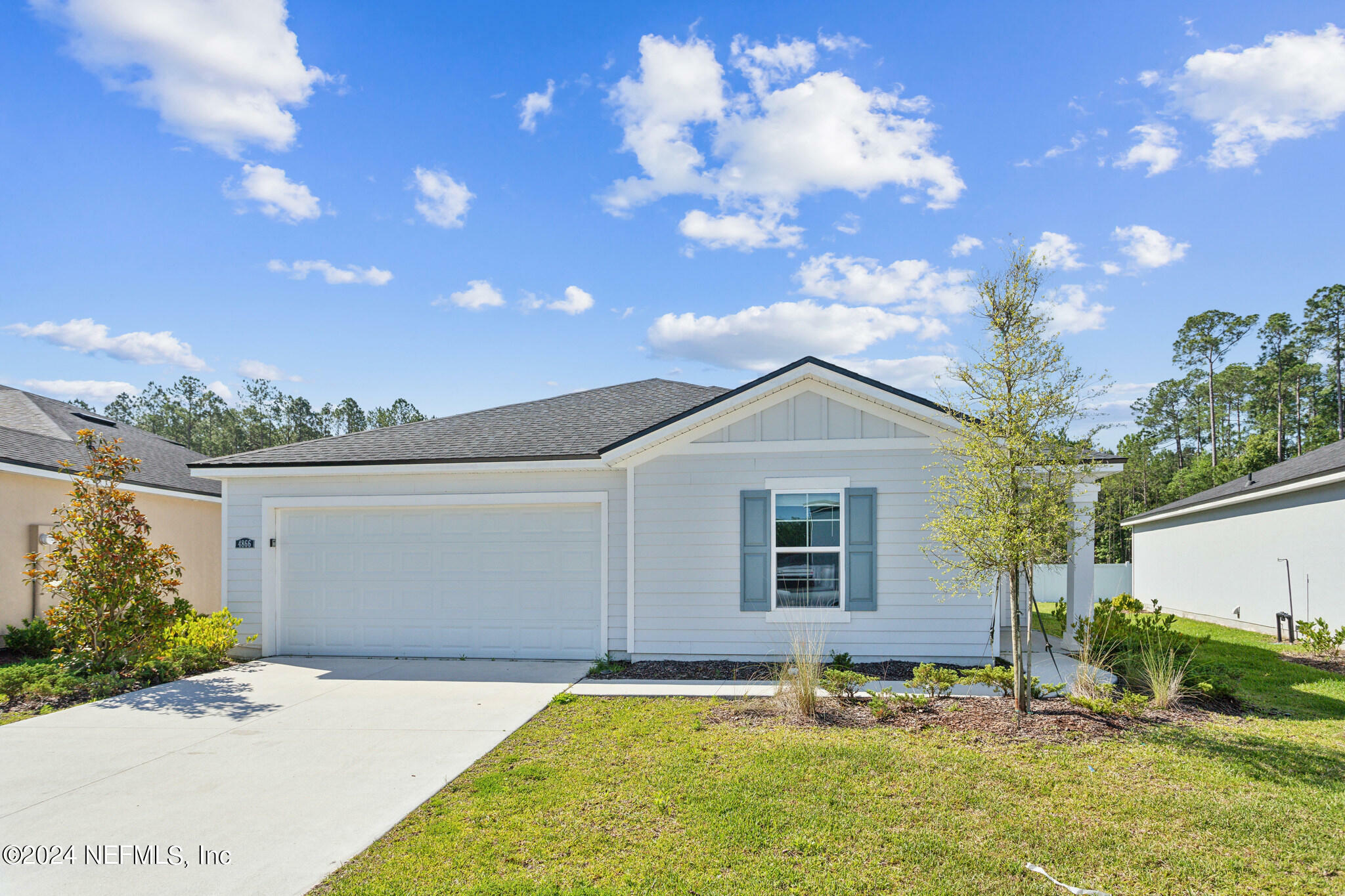 Property Photo:  4866 Morning Rise Circle  FL 32218 