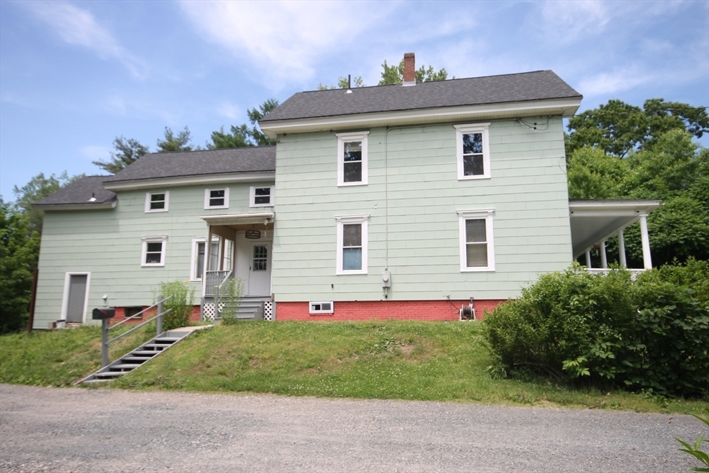 Property Photo: 114 Elm St MA 01301