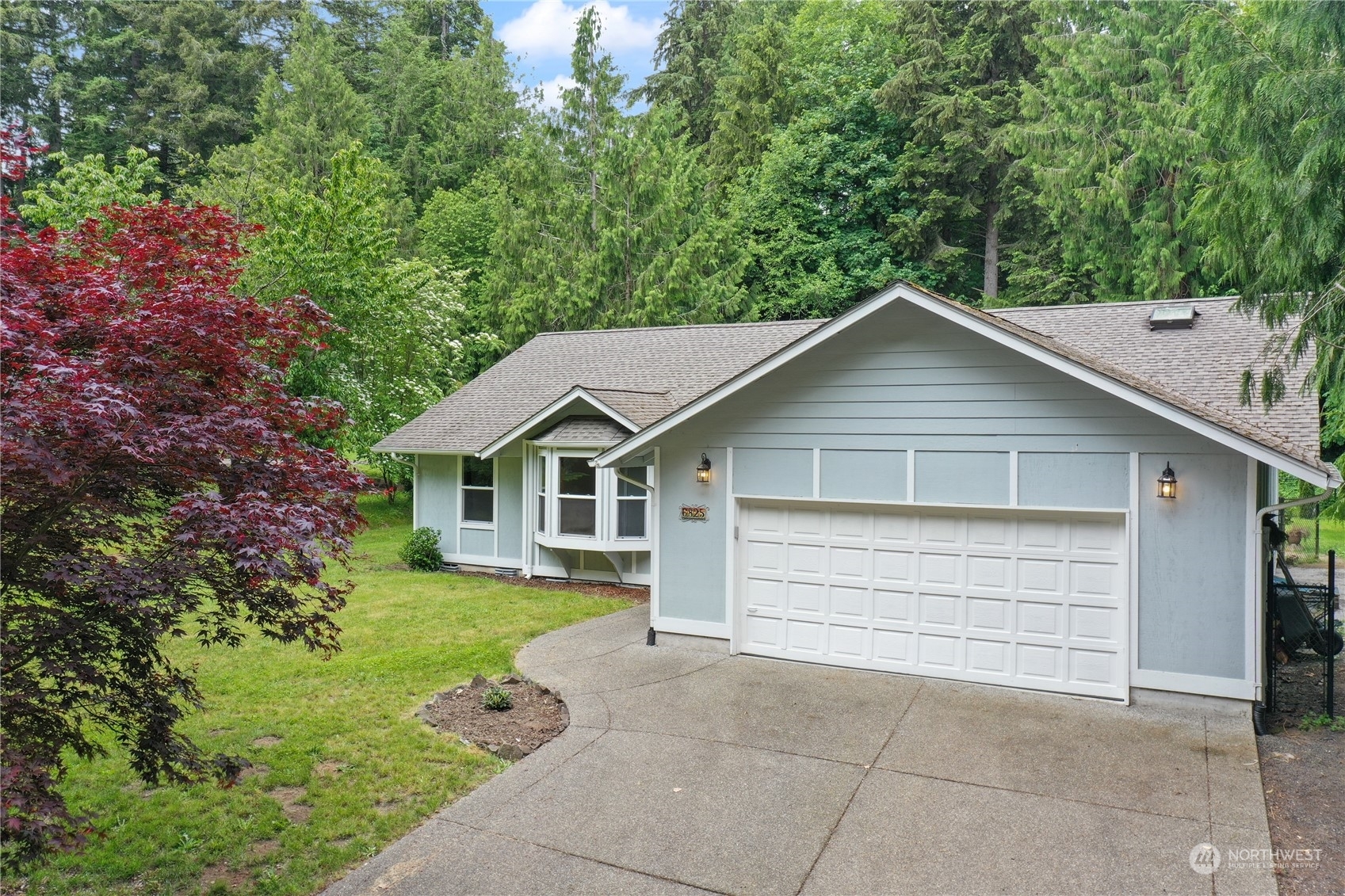 Property Photo:  6825 Old Forest Lane SE  WA 98501 