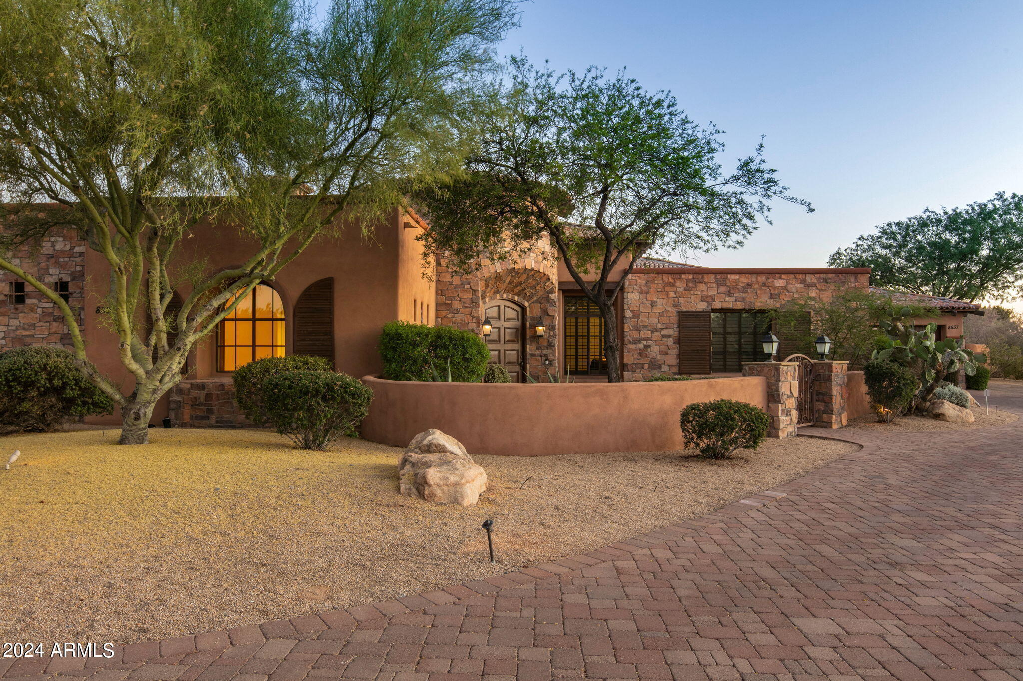 Property Photo: 8537 E Los Gatos Drive AZ 85255