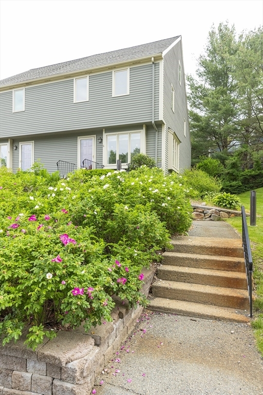 Property Photo:  14 Deer Path 6  MA 01754 