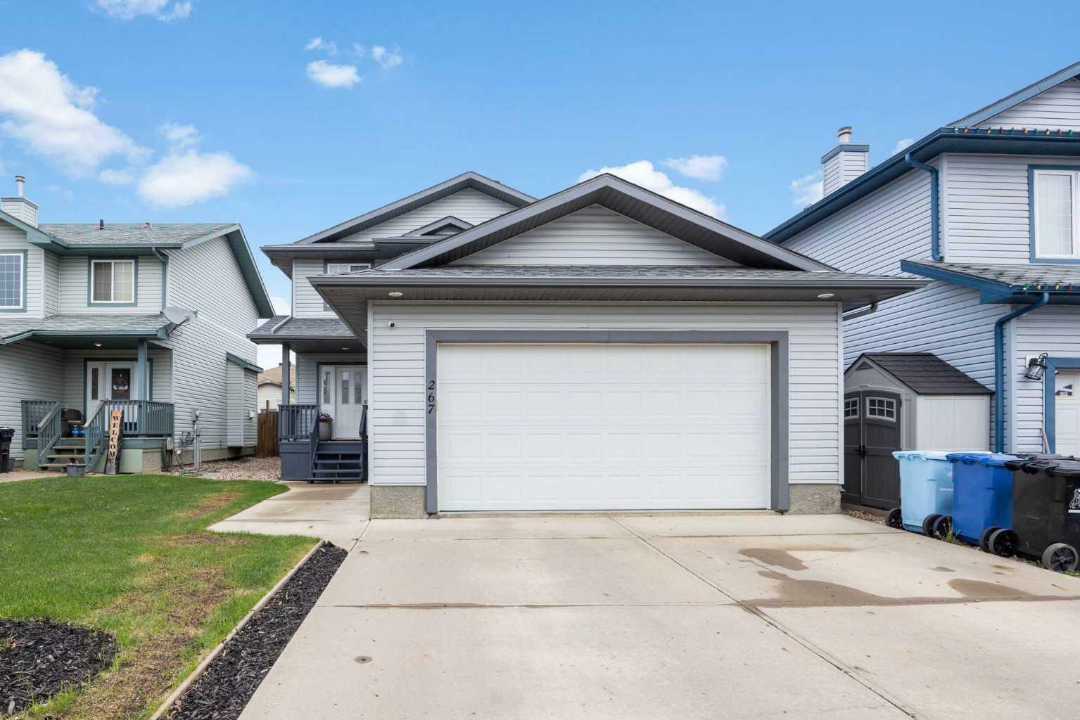 Property Photo:  267 Rattlepan Creek Crescent  AB T9K 2V4 