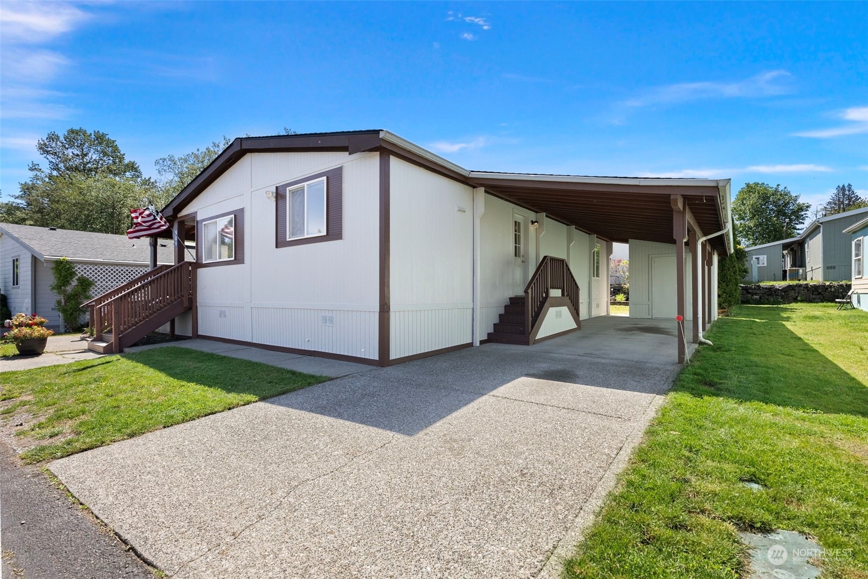 Property Photo: 649 NE Libra Lane WA 98311