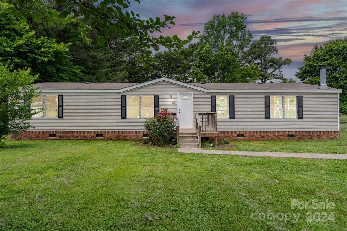 Property Photo: 330 Country Place Drive NC 28138