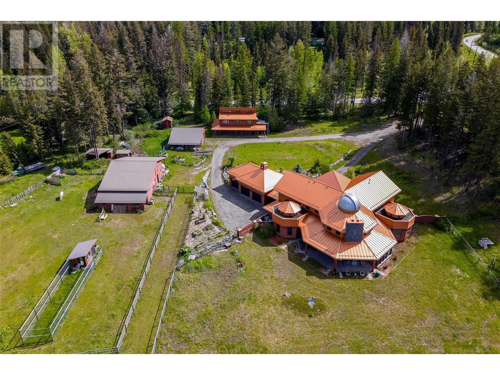 Photo de la propriété: 1306 Huckleberry Road BC V1P 1M5