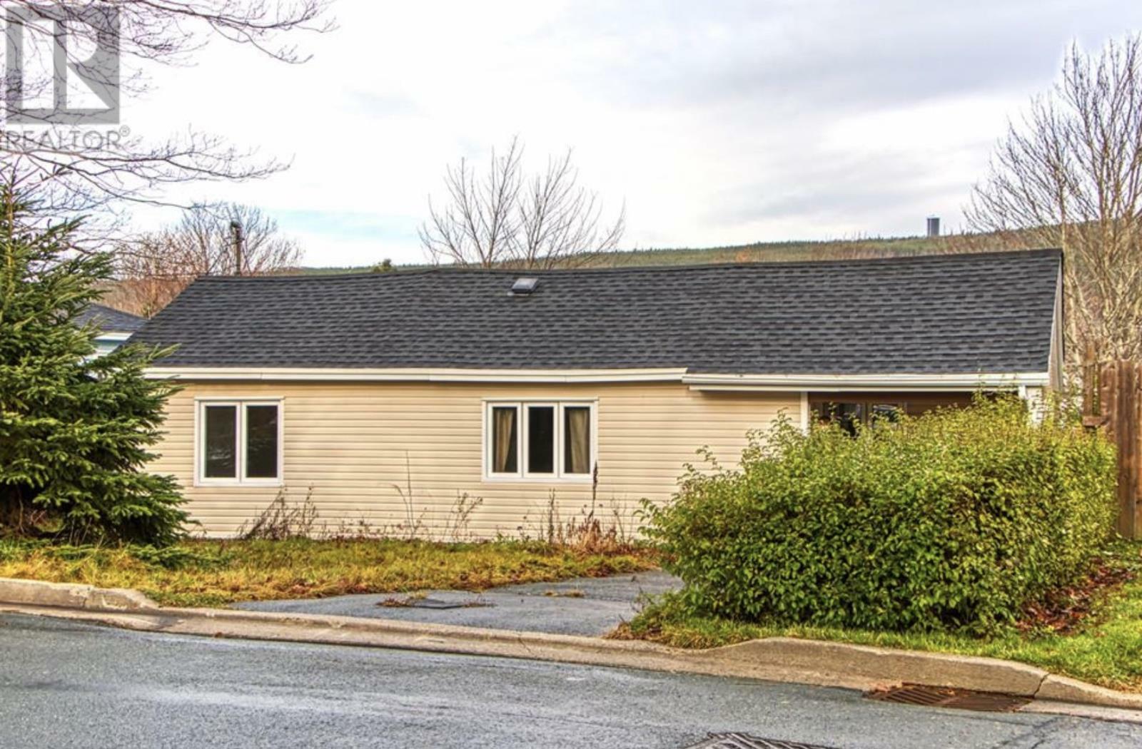 Property Photo:  30 Valleyview Avenue  NL A1N 1L8 