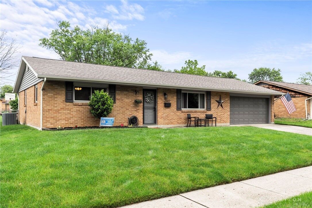Property Photo: 2307 Stop 8 Road OH 45414