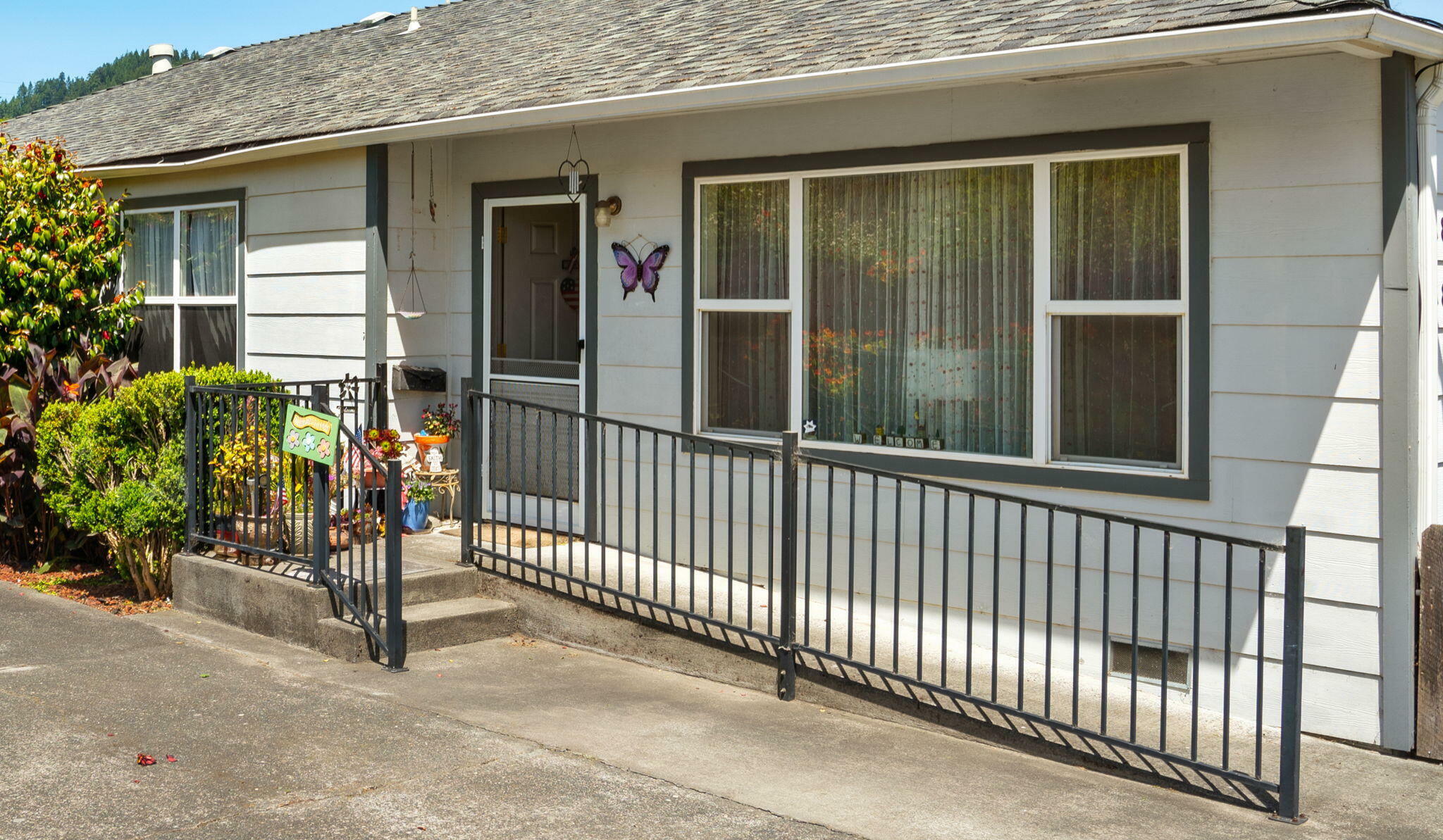 Property Photo: 180 Birch Street CA 95562