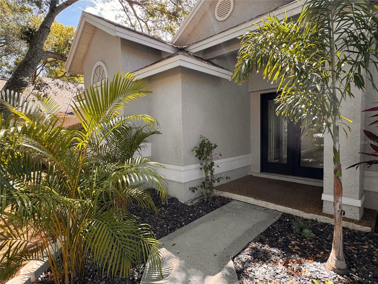 Property Photo:  2212 Lake Bay Way  FL 33511 