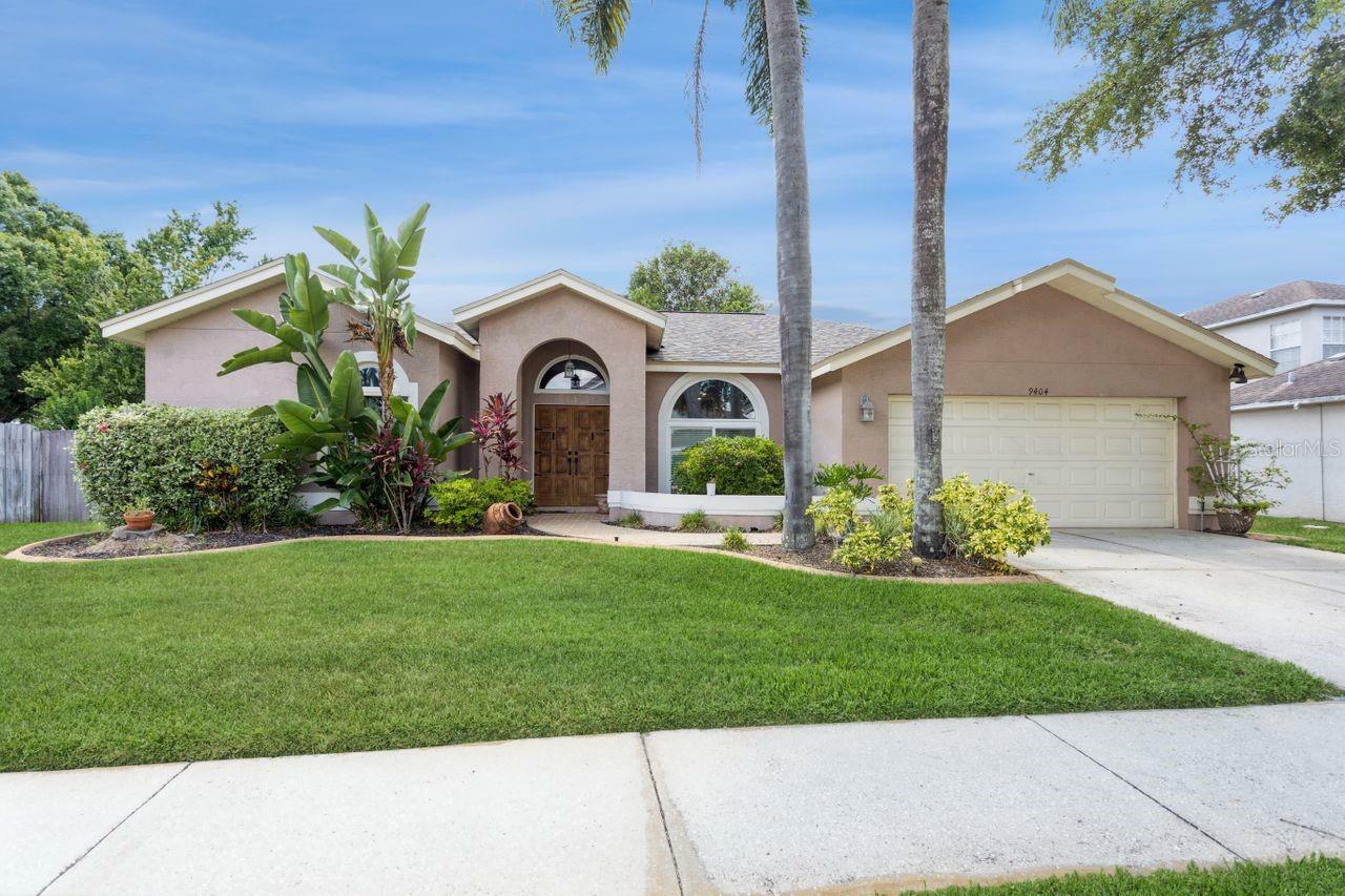 Property Photo:  9404 Bluebird Drive  FL 33647 