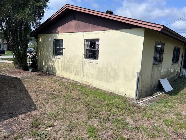 Property Photo:  4523 Weldon Place  FL 32811 