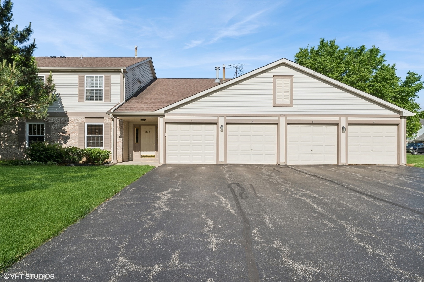 Property Photo:  235 Crestview Drive C  IL 60084 