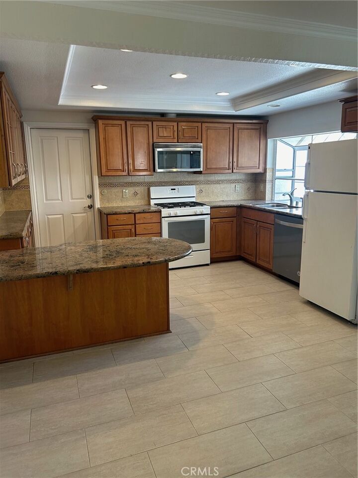 Property Photo: 5122 Maple CA 92612