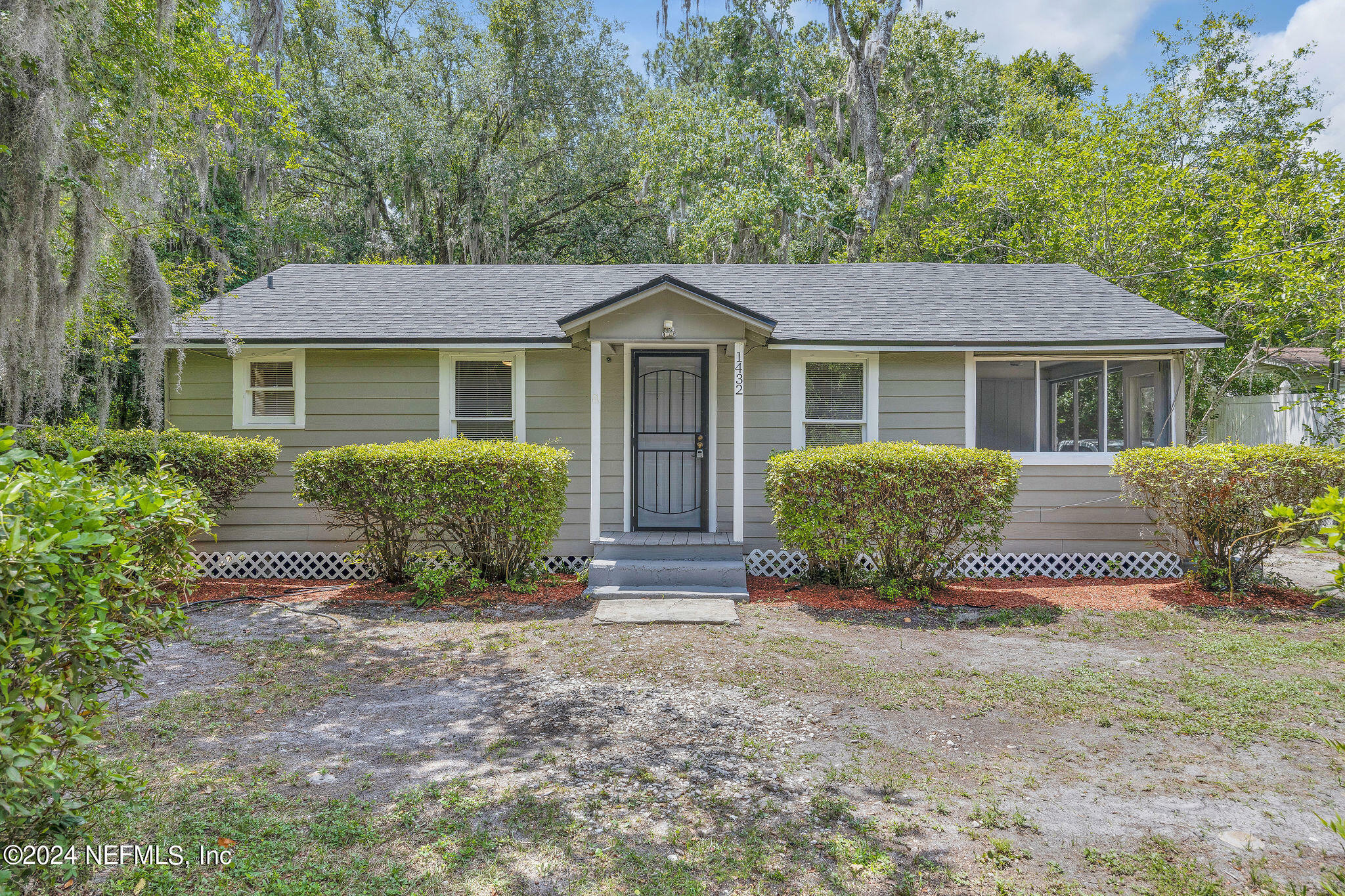 Property Photo:  1432 Bertha Street  FL 32218 